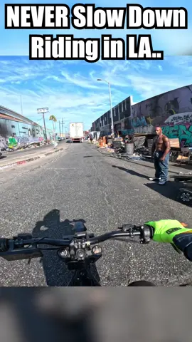 This is why I never slow down riding in LA.. 💀
