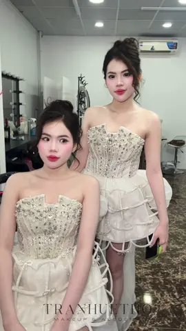 Make cho 2chủ tiệc sinh nhật. Chủ tiệc cỡ này ai mà chặc nổi đâyy 🎀🌸🌸 #xuhuongtiktok #xh #xuhuong #viralvideo 