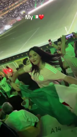 #jsk#jskabylie💛💚#algerie🇩🇿 #algeria #lesverts⭐️⭐️  1 2 3 vive l’Algérie 🇩🇿😍