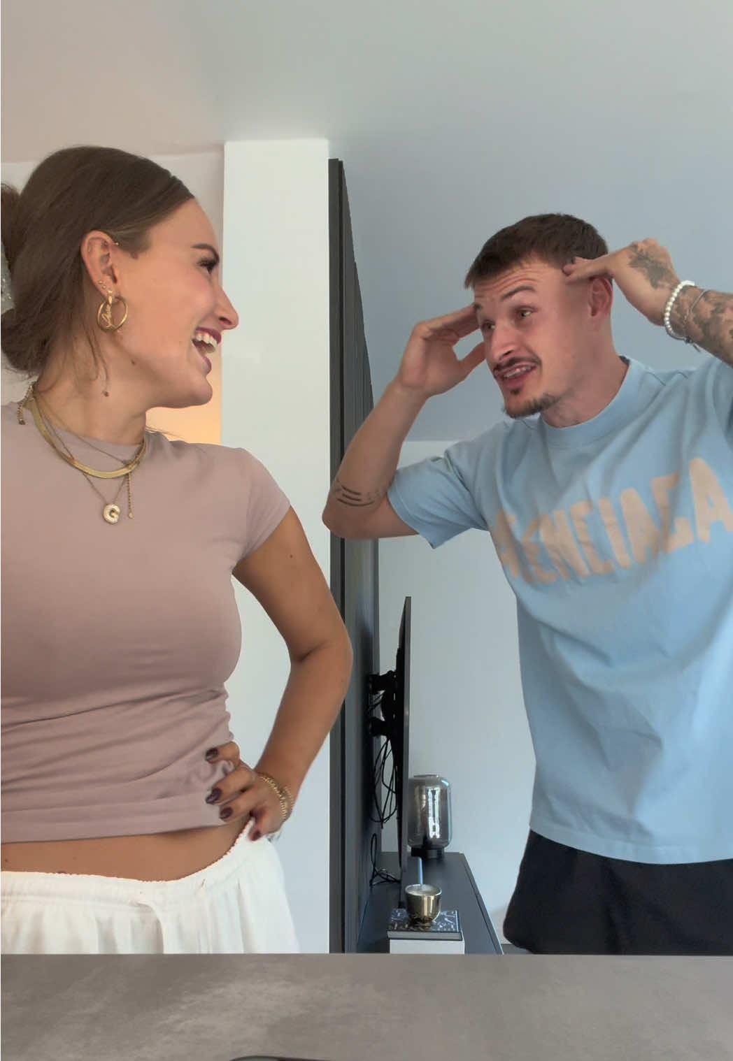das ist so witzig 😂 wow 😂 #couplecomedy #boyfriend #girlfriend #funny #niklasundgreta @Greta @niklas.sz7 