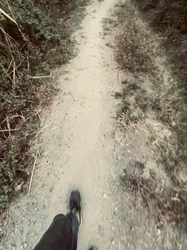 •Arxa fon bəyön kef elə 🖤✊🏾#dəyərlisiz👑sevilirsiz💎 #mehbussunam⚡️ 