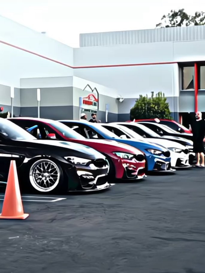 BMW lovers 🥵 #sportscar #carlover #fypシ゚viral #unfreezed_my_id_tiktok #foruyou 