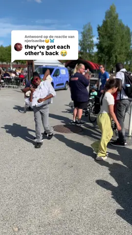 Antwoorden op @njerisavibe😚🦋  Connecting People 🫂@almerecentrum  #bestfriend #fyp #chenelvaensheneeva #foryou #tiktok  