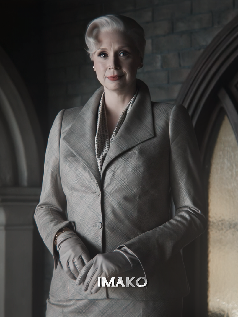 She's a diva // #larissaweems #larissaweemsedit #gwendolinechristie #wednesday #wednesdayedit #tvseries #edit