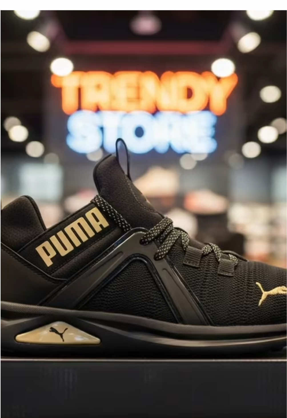 [HOT PRODUCT] PUMA Sepatu Lari Wanita Enzo 2 Metal Black-Gold #berandafyp #sneakers #sepatu #puma 