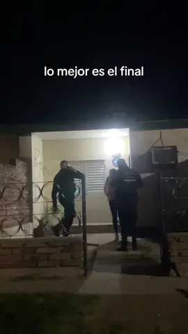 wtf a veces me siento el prota de la película, no m puede pasar todo a mi #fyppppppppppppppppppppppp #paratii #humor #policia 