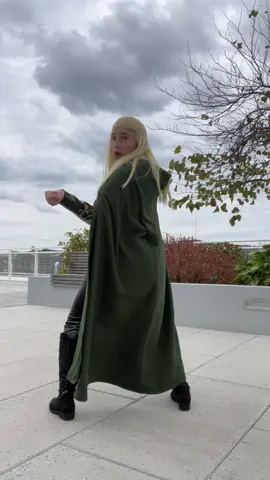 THEYRE TAKING THE HOBBITS TO ISENGARD!!! #lotr #legolas #lordoftherings #legolascosplay #hobbit 