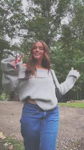 Why is it lowkey fall today?🤔 #fall #fyp #OOTD 