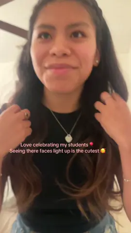 Love doing something simple for thier birthday 🎉 and the reaction they give is the cutest 🤍 #worklife #student #paraeducator #birthday #studentcelebrations 