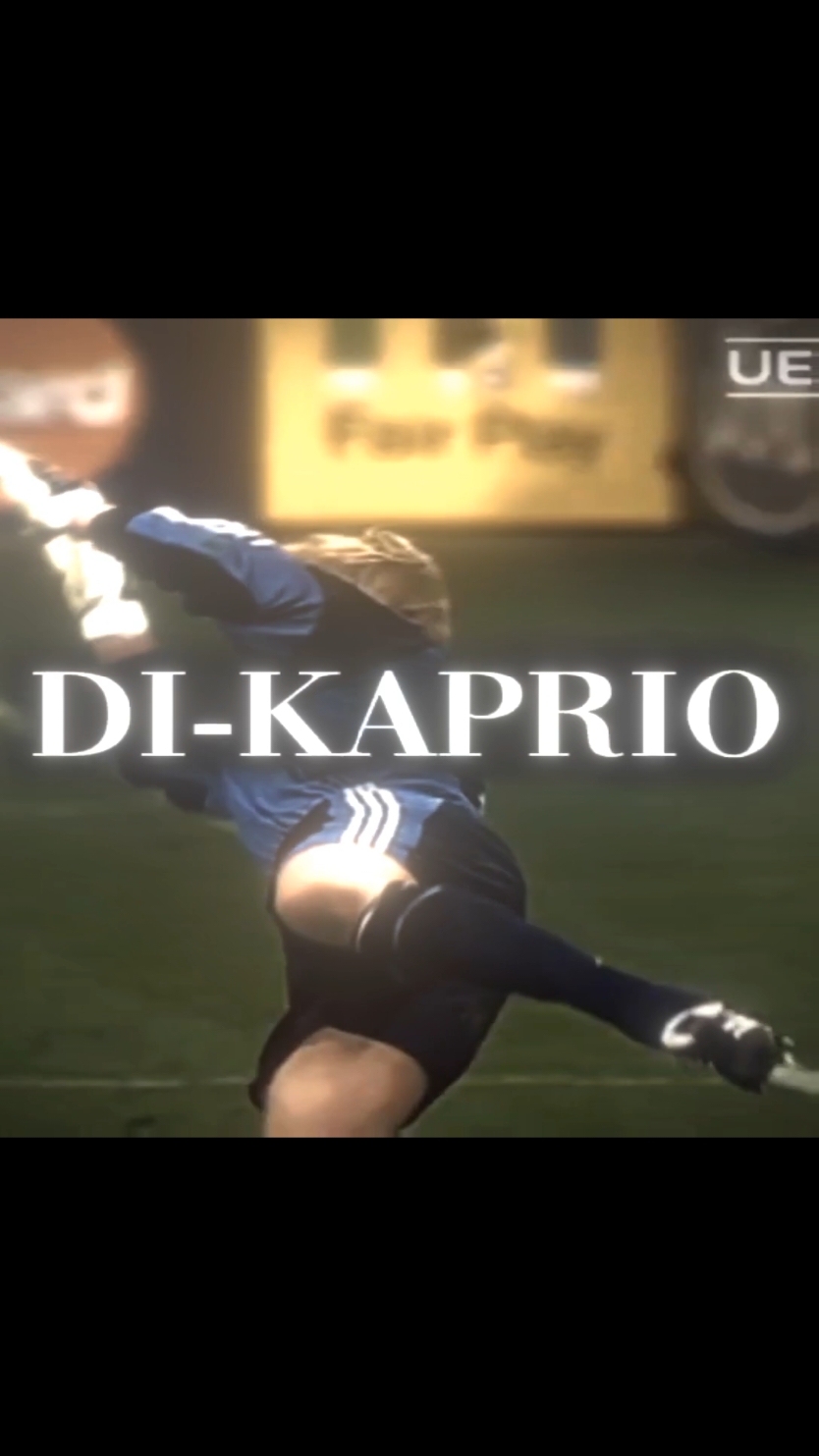Oliver Kahn edit #phonk #fyp #viraliza #realmadridfc #editdefutbol #oliverkahn #skils #manchesterunited 