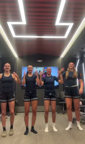 tik tok pre-workout 🤩 #basketball #dance #illinois #preworkout #