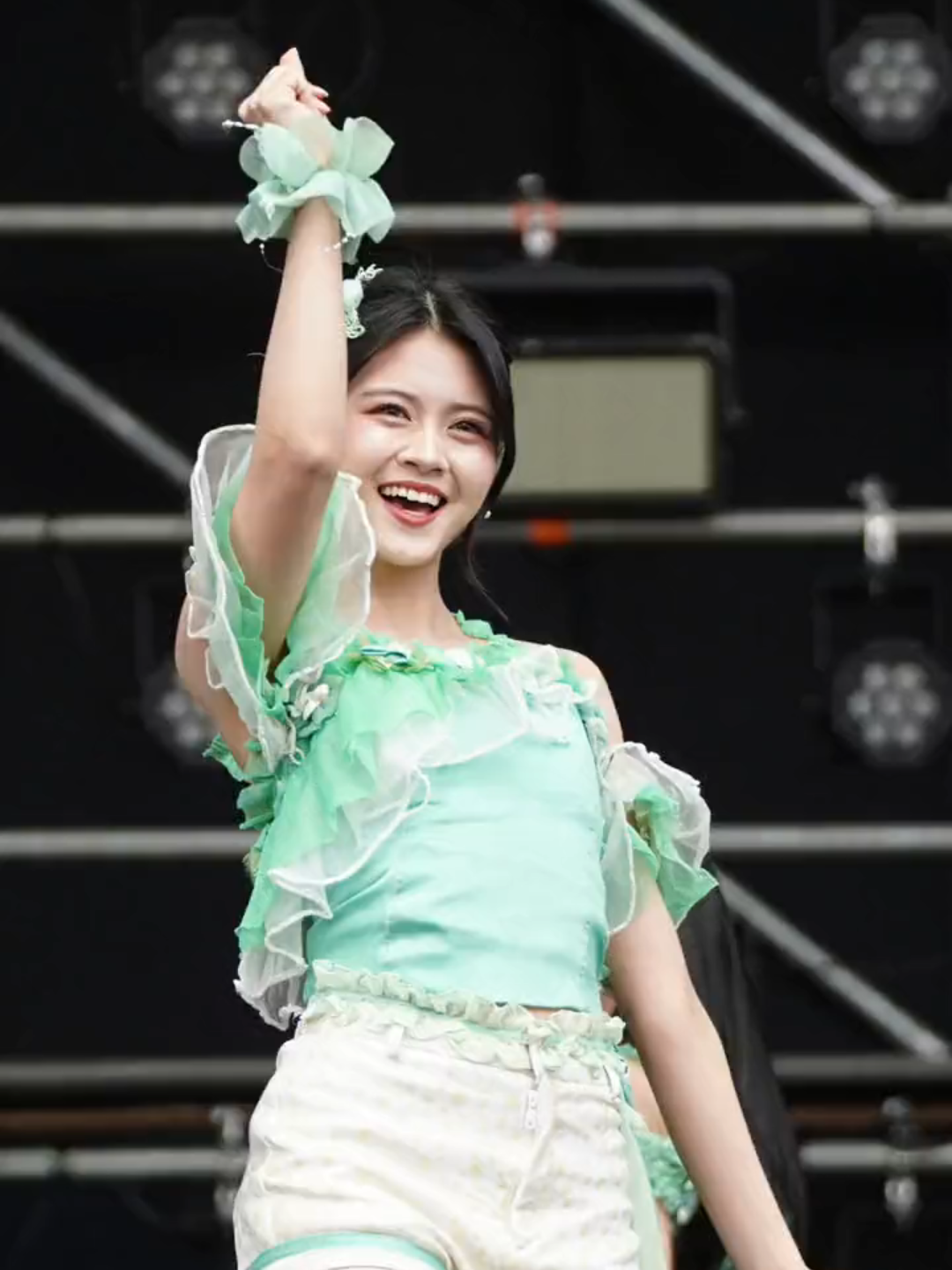 Jangan cari ikan goyang nanti kaga bisa pulang🩷🫠 #christyjkt48 #jkt48 #fyp 