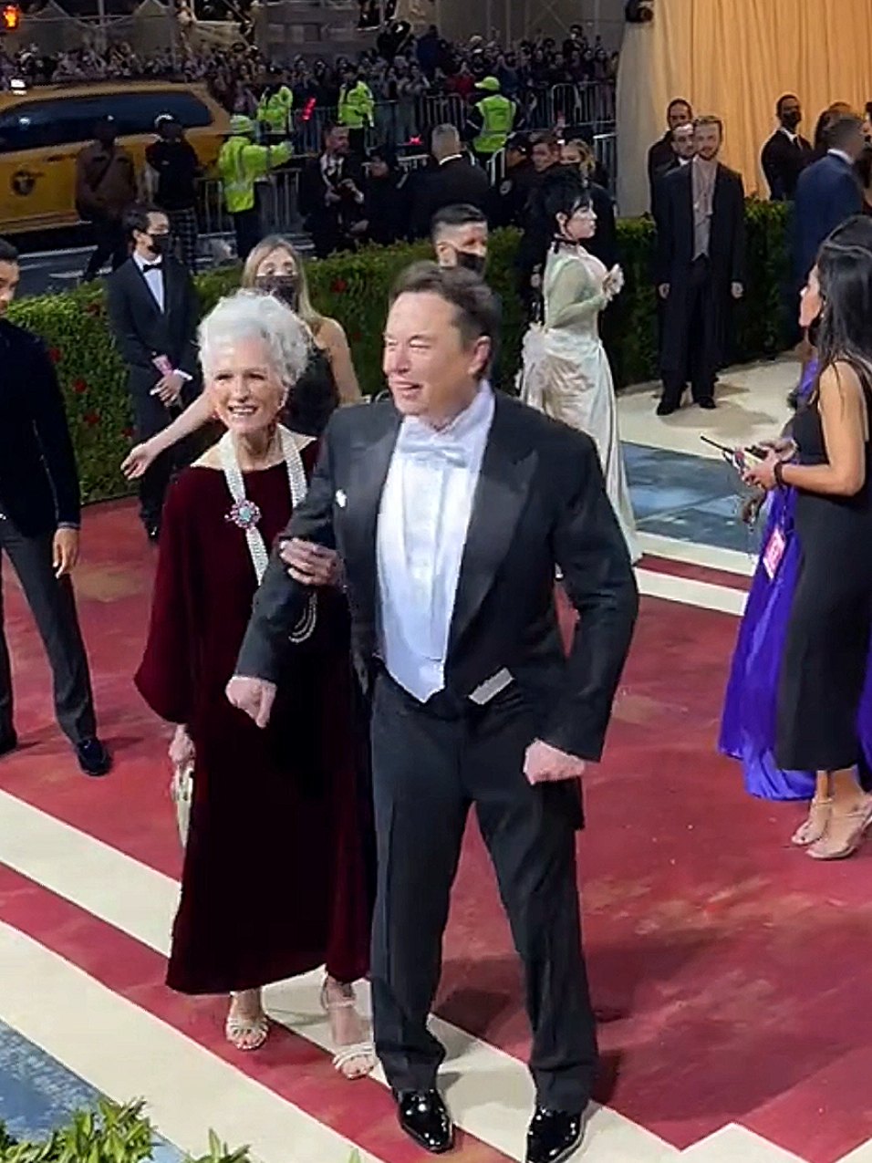 with Dear MM ❤️🥰 Elon musk interesting speak 🗣️ Are you ready to transform your mindset and take control of your future? 🌟 Believe in the power of your thoughts—because they shape your reality! Every setback is just a setup for a major comeback. Keep pushing forward, stay focused, and never give up on your dreams. 💡 Let Elon Musk’s wisdom and the power of perseverance inspire you to achieve greatness. The journey to success starts with a single step—take yours today! 💯 #Motivation #Inspiration #SuccessMindset #SelfImprovement #PositiveVibes #GrowthMindset #DreamBig #NeverGiveUp #ElonMusk #GoalGetter #MindsetMatters #HardWorkPaysOff #DailyMotivation #StayFocused #SuccessQuotes #TrendingNow #FYP #TikTokUK #UKTrending #creatorsearchinsights  #elonquotes #elonquotess  #Motivation #Inspiration #SuccessMindset #SelfImprovement #PositiveVibes #GrowthMindset #DreamBig #NeverGiveUp #ElonMusk #GoalGetter #MindsetMatters #HardWorkPaysOff #DailyMotivation #StayFocused #SuccessQuotes #TrendingNow #FYP #TikTokUK #uktrending  #creatorsearchinsights   #Entrepreneur #Inspiration #SelfMade #Tesla #SpaceX #Innovation #DreamBig #WorkHard #Mindset #Leadership #Billionaire #Future #HardWorkPaysOff #Tech #interestingfacts  #Startups #Business #NeverGiveUp #Determination #Growth #GoalSetter #Motivated #Hustle #Wealth #elcreatorsearchinsightsonmuskquotes #CreateWithEffects #creatorsearchinsights @Alex Hormozi @Imran Khan Official @Mian Sharafat Ali MPA PTI 🇧🇫 @Priscilla Nagel @uuh_endisemfidem @TGL Sin @SavannahFChrisley @President Donald J Trump @Team Trump @trrumpoffical @donaldjtrumpjr @Lara Trump @Ivanka Trump @Kai Trump @Trumpgodfather @JATT.  UK KASHMIR TV @U.S. Polo Assn. @USA Hockey @BMW USA @Embassy of Israel @Team USA @elon.musk.inspires @tiktokglobal @TikTok @TikTok UK @tiktok creators @hugodecrypte @💗 Bimbo University 💗 @Mashal Yousafzai Official @PTI OFFICIAL @Poppy Cooks @Pk Circus® @thistrippyhippie @HappyKelli @Pyramids FC @Post Malone @Pokémon/ポケモン【公式】 @Sky Sports News @coldplay @KelseyPlum10 @Elley Duhé @Sam Ryder @Fireboy DML @Ali_Hyderabadi ❤️ @New Jersey Devils @yaren 🦇 @G FUEL Energy @Genç Fenerbahçeliler @TikTok Nordics @Şırdancı Mehmet @erika @DokterDetektif @AliGordon @Epic Gardening @📺The News Girl 📰 @enolabedard @Jutta Leerdam @Abbie Richards @OWNER DAVIENA SKINCARE @Gfatt Official ✅ @Jynxzi @Rojn mazee @Dt @Azzi Fudd @Jeanine Pirro @They Call Me Locksmith @audreynuna @spudman @Walt Disney Animation Studios @What Would You Do? @Dexter on Showtime @Suavexavier @Wendy G @Griff @Sydney sweeney @Futbol Plus @Digital Malang @Vladimir Grand @mistergeopolitix @Yousuf Yousuf dear friend ❤️ @Dr Brooke Vandermolen @JoJo @VDnews @Tavaun Diehl @wxinluppp 