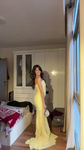 💛#transition #fyp #viral #yellow 