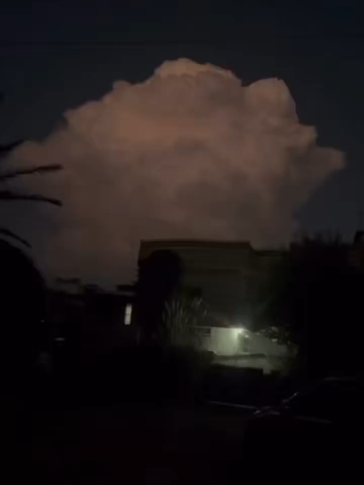 اسلام آباد کے گردوں نواح میں ورٹیکل ڈیویلپمنٹ کا خوبصورت منظر #GeoNews