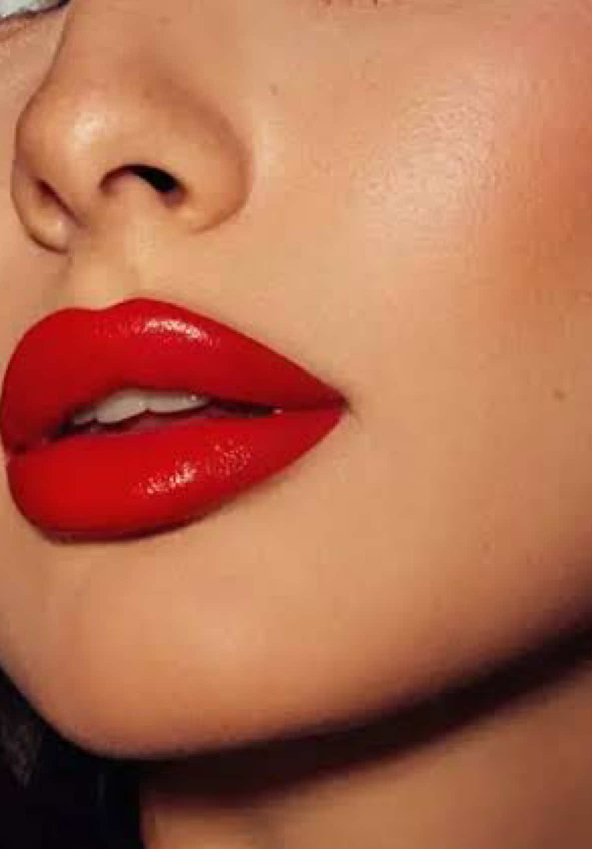 @🧿🧿 adlı kullanıcıya yanıt veriliyor      Gri ve Siyah abiye için 🧐 #makeup #abiye #makyajvideoları 