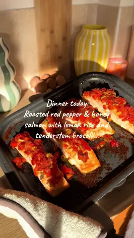 Let’s cook dinner together! This is a favourite in our house. Such a quick and easy meal… #cookdinnerwithme #familymeals #familydinner #homecooked #mealideas 