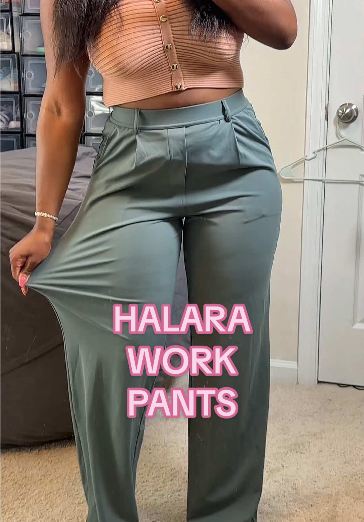 Are your work pants comfortable? #halara #halaraworkpants #halaracasualpants #tiktokshopcreatorpicks 