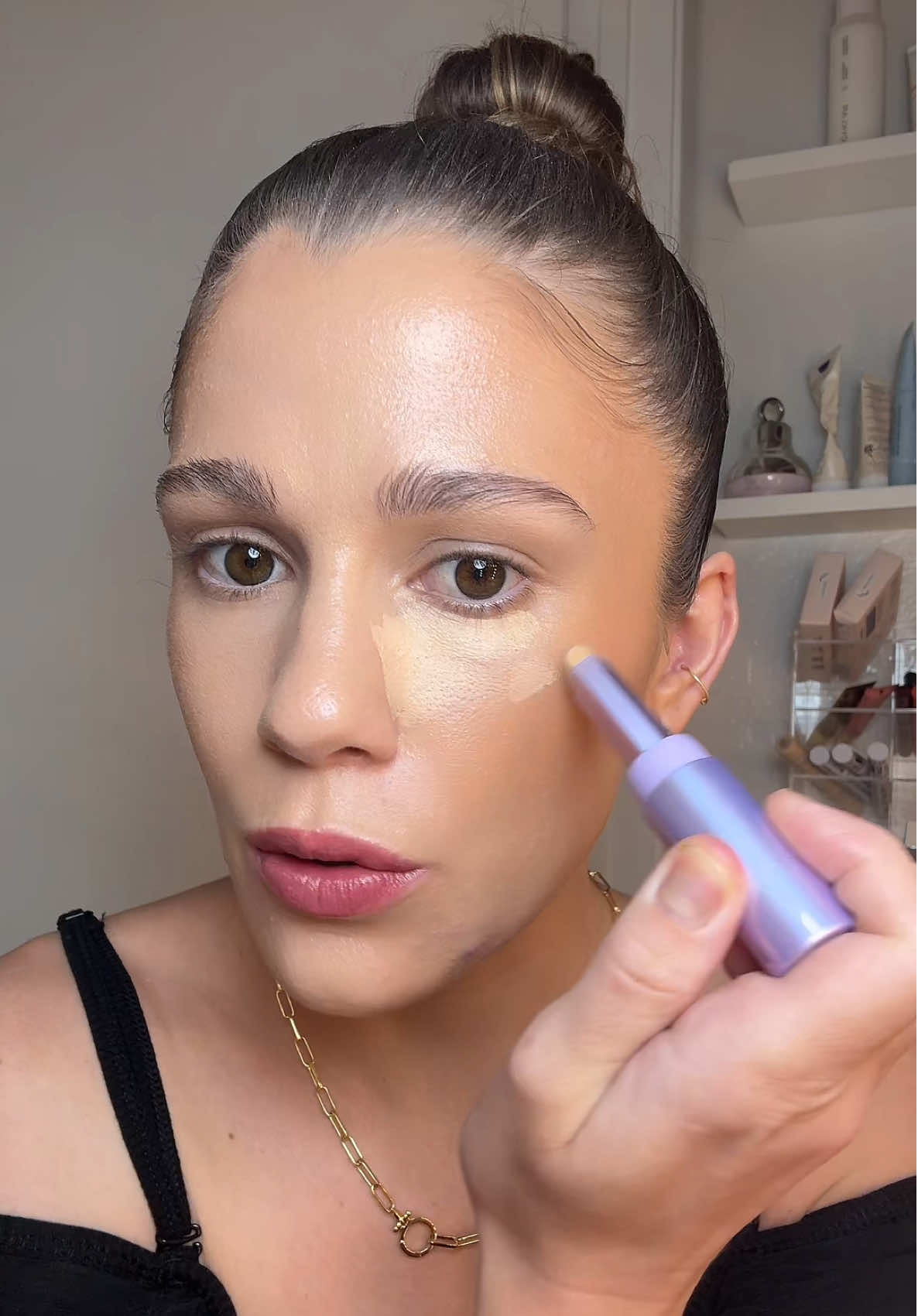 Was reluctant to buy this for months and finally caved and do not regret it!! It’s really creamy and natural but love that you can build onto it. Perfect every day concealer. #tarteconcealer #tartebigstickenergy #flawlessundereyemakeup 