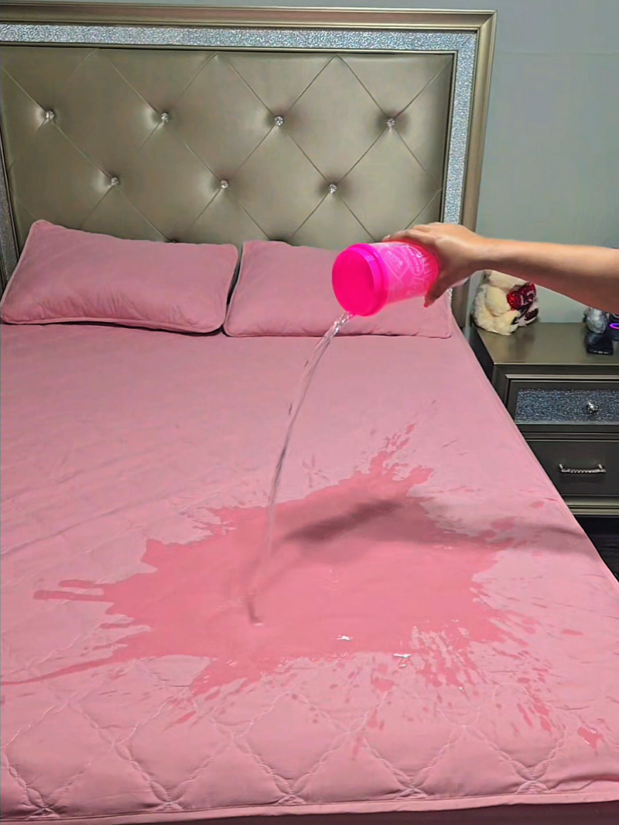 Respuesta a @riverarivera4668 Este protector cambió mi forma de dormir.Es suave acolchado y protege el colchón como ninguna otro ,no da calor y se adapta perfecto, ideal si tienes niños ,mascotas o simplemente quieres cuidar tu colchón por años, Cosybay Waterproof Mattress @Cosybay #Cosybay #mattressprotector #mattresscover #Waterproof  #dailysantiaguera 