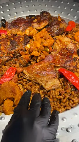 #الشعب_الصيني_ماله_حل😂😂 #fyp #مطاعم #كبسة #اكل 