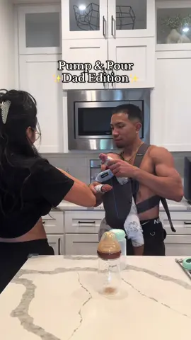 Easy Peasy with @Thyseed bottle for a breastpumping mom and dads need to take over for feeding time! #Thyseed #Thyseedbabybottle #babybottle #breastfeedingbottle #pumpingmom 