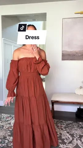 THIS DRESS?! unreal. I’m so excited to wear this in my family pictures 😭🧡 #bohodress #familypictures #affordabledress #offtheshoulder 