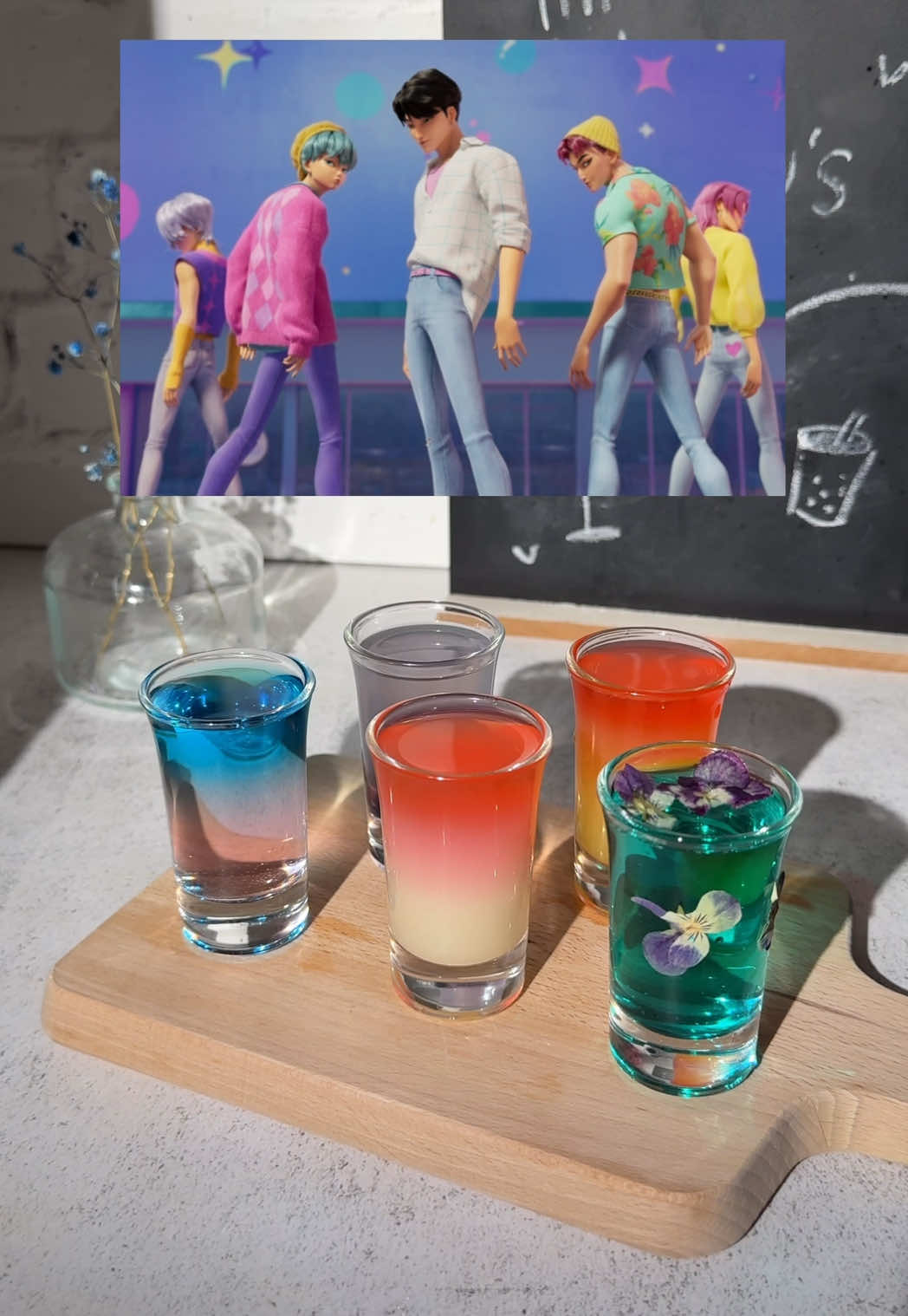 Saja boys as mini cocktails 🍹 Okay this is actually the last Kpop Demon Hunters video 😂 hope you loved this series as much as I did 💜 Which one was your favorite? #kpopdemonhunters #sajaboys #drinkrecipe #cocktails #cocktailideas 