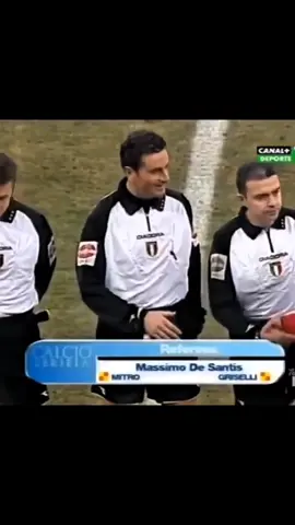 Maldini vs inter 🇮🇹🇮🇹🇮🇹 # nostalgia # maldini # milan # cb # defending #viral #fy #creatorsearchinsights #football #maldini 