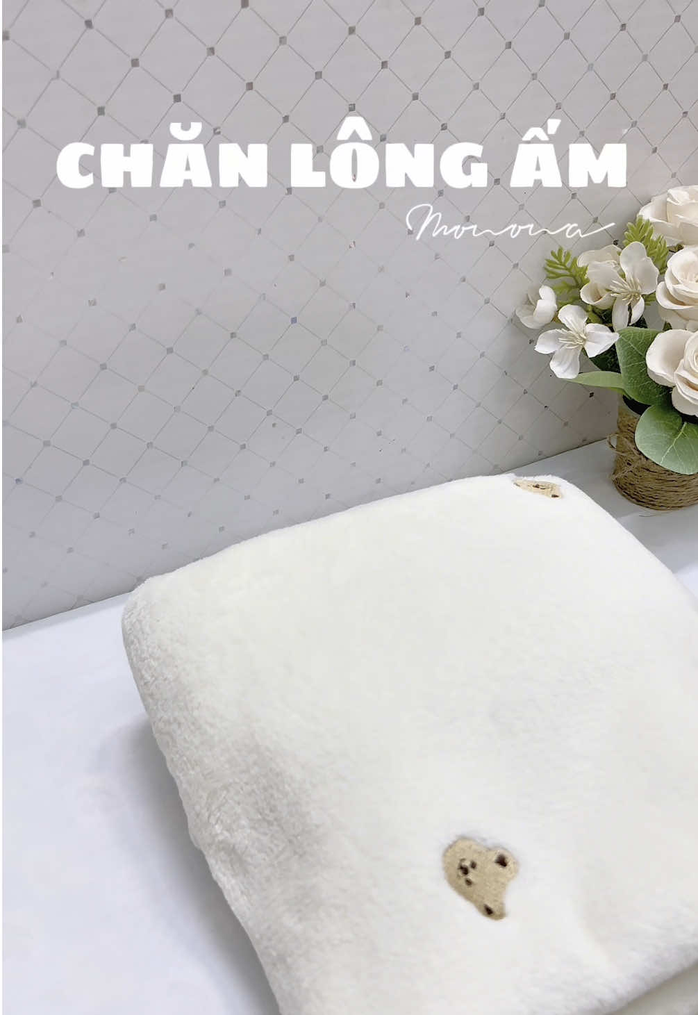 Chăn mềm, mịn mướt, ấm lắm nha mấy bà, tui ở miền Trung vô mùa lạnh lắm phải thủ sẵn cho em Rô nhà tui, bà nào cần thì tham khảo nha  #chanlong #chanchobe #review #sharing #mecuaro 