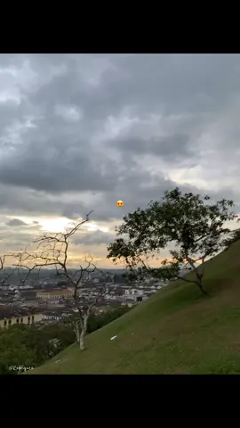 Atardecer 😍#atardecer #joansebastian #popayan #viral #atardecer 