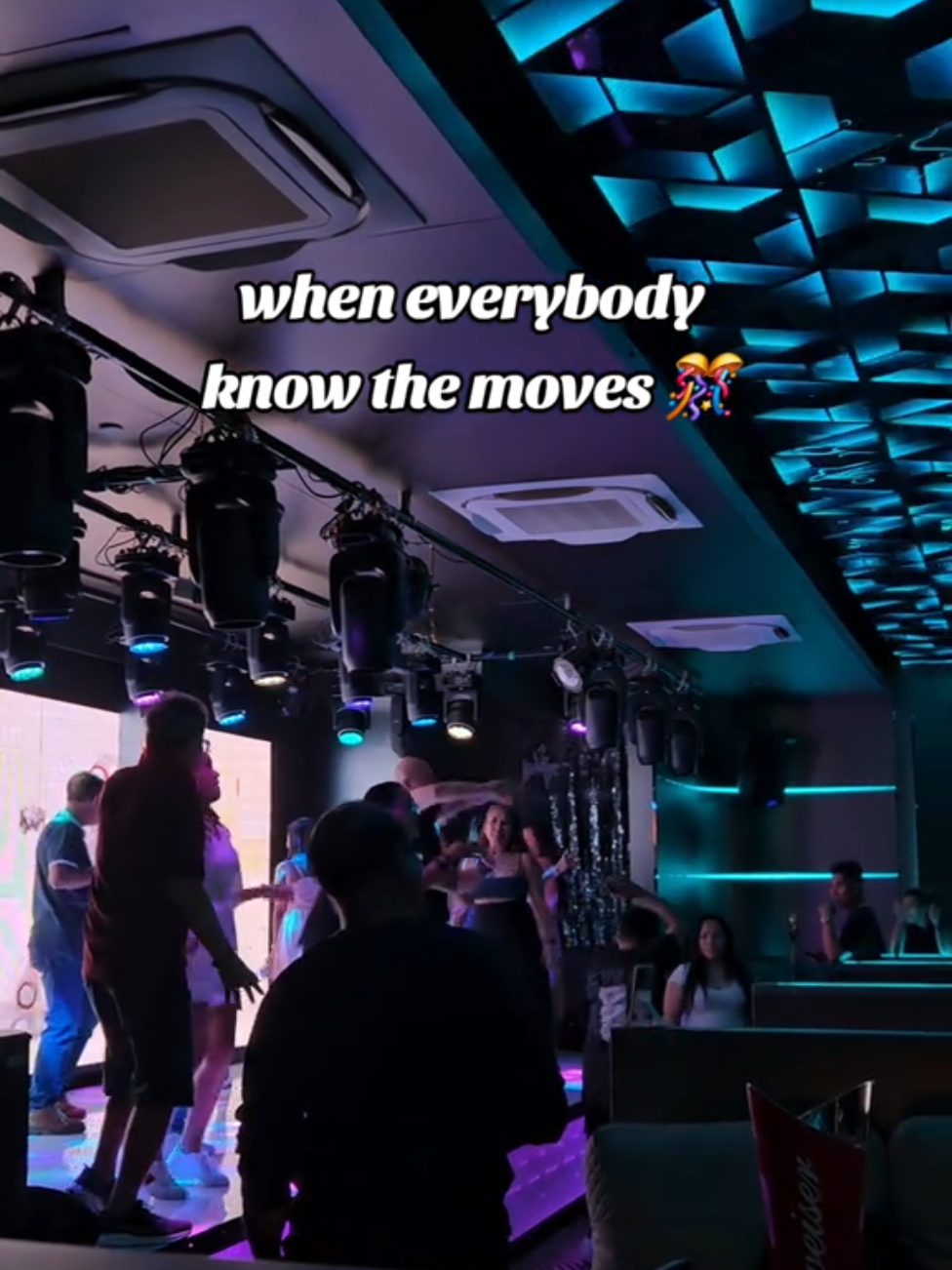 always fun to see dance moves everybody knows 🥰🥰 #ofwsgphils🇵🇭🇸🇬 #ofwsgtiktokers🇵🇭🇸🇬 #indosg #indosgtiktok #birthdaysg 