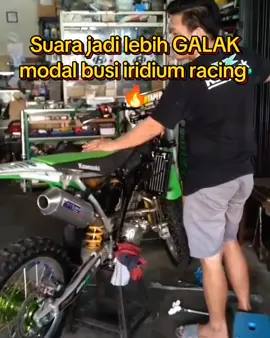 setting tipis tipis klx pakai busi iridium racing biar pengapian lebih stabil, power atas bawah ngisi, suara lebih galak mirip helikopter #grasstrack #klxgorila #klxboreup  #bebekmodif #klxspek70 