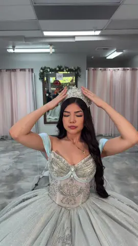 #sacramentocalifornia #fyp #boutiquemoroleon #quinceañeradress #quincedress