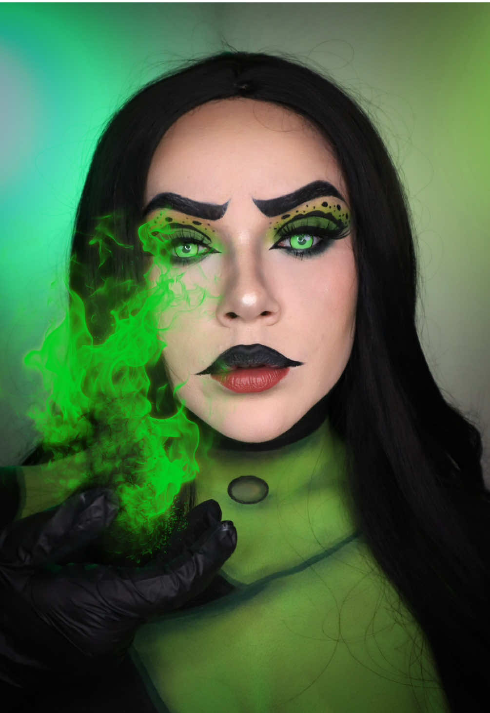 In my villain era 💚 . #Shegomakeup #kimpossible #makeup 