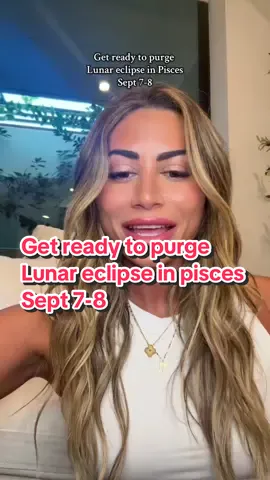 In depth one-on-one birth chart readings with me available in the link in my bio ✨  & remember this eclipse kills what has already been dying in silence, and in that death, you rememeber that you are still here. not powerless and not defined by the illusions you once believed. It’s time to change the channel & rewrite it all. Make sure you follow along for the releasing techniques that I love to do every year during a Pisces full moon 💛 #astrology #birthchart #birthchartreadings #eclipse #zodiac 