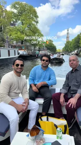 Amsterdam day 2 🛶🍺 #amsterdam #canalboat #travel #traveltok #europe 