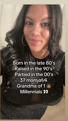 I don’t know what side of TikTok I’m on but get me back to the millennials 🥰😅 #millennialsoftiktok #MomsofTikTok #millenialmom #florida #momof4 