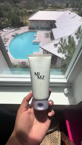 Love this bilberry low ph foam cleanser from mimz !!!☺️. #LanguageLearning #koreanskincare #skincare #mimz #engage 