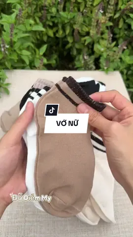 Vớ có nhiều mẫu xinh lắm nha