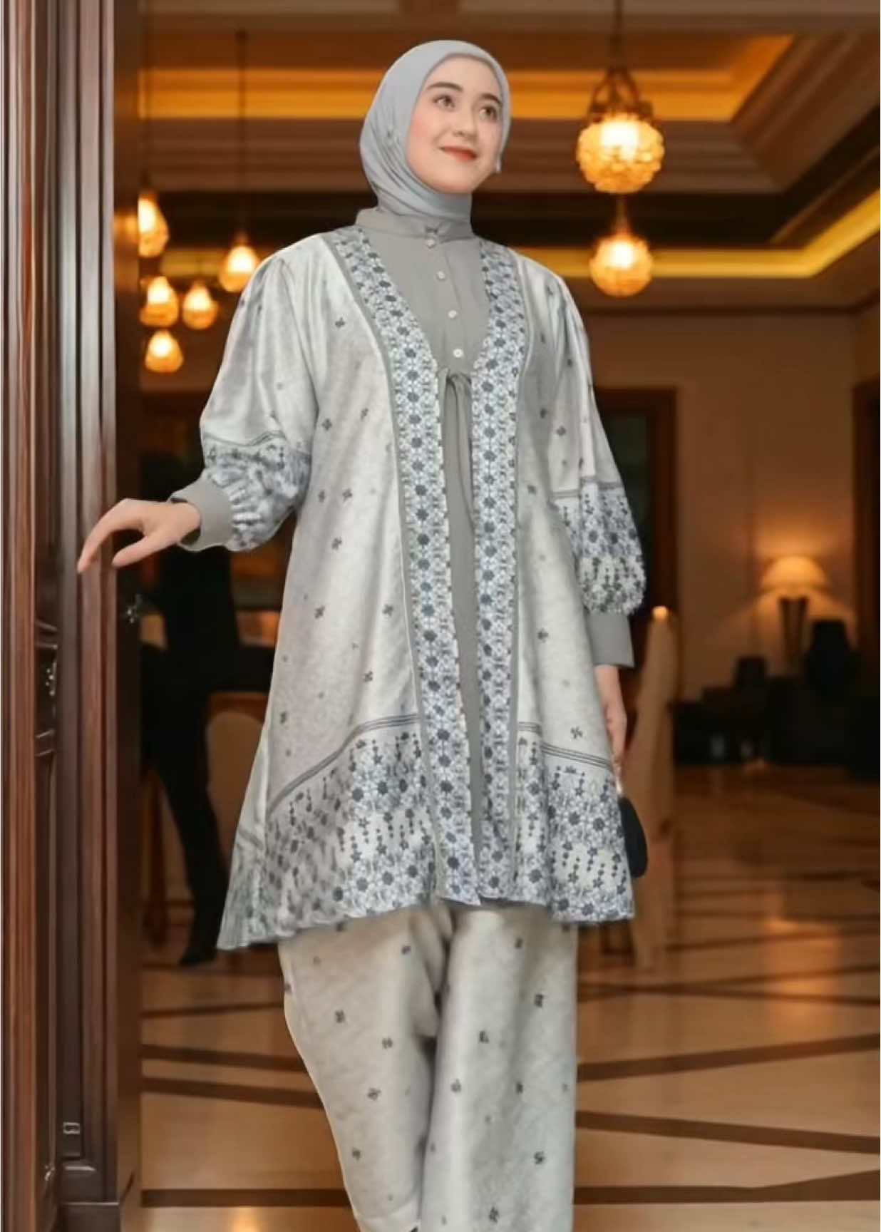 Rafa Oneset Muslim Atasan Celana Wanita Kondangan Setcel Mewah Baju Daily BUSUi Bahan DR Silk Combi Torigold Setelan Tunik Kancing by Ventedaily