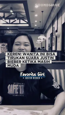 Lagu Favorite Girl Justin Bieber bercerita tentang perasaan jatuh cinta dan pengaguman yang mendalam terhadap seorang wanita, di mana sang penyanyi melihat wanita tersebut sebagai 