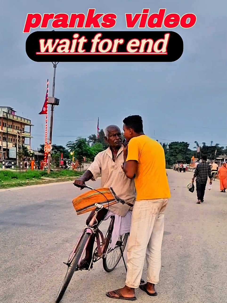 मैथली pranks video   #tiktok #trending #FunnyPrank #comedyprank #PrankVideo  pankajcomedy1 ke new video  pankajcomedy1 ke new funny video  pankajcomedy1 ke new pranks video 