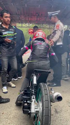 😜🤟 @KSRT @Epong28 