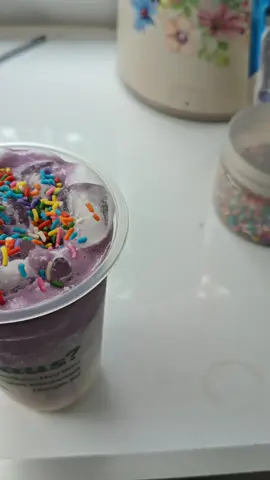 sticky milk taro 😹#viral #fypp #estehsolo #taro