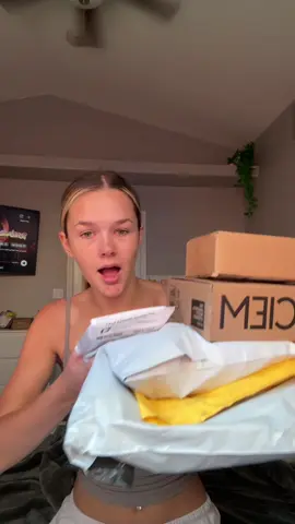 love a good PR haul💗  #prunboxing #microinfluencer #unboxing #haul #fyp 