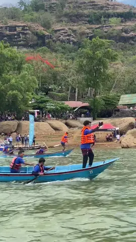 Pacu jalur kelompok 🤩🤩🤩 #rumahmakanpantaigadingpurba #wadukgajahmungkur #wonogiri #gadingpurba #pantaigadingpurbawonogiri #infowonogiri #pantaigadingpurba #wonogiri24jam #pacujalur #speedboot #pacujalurwonogiri #wonogiri24jam 