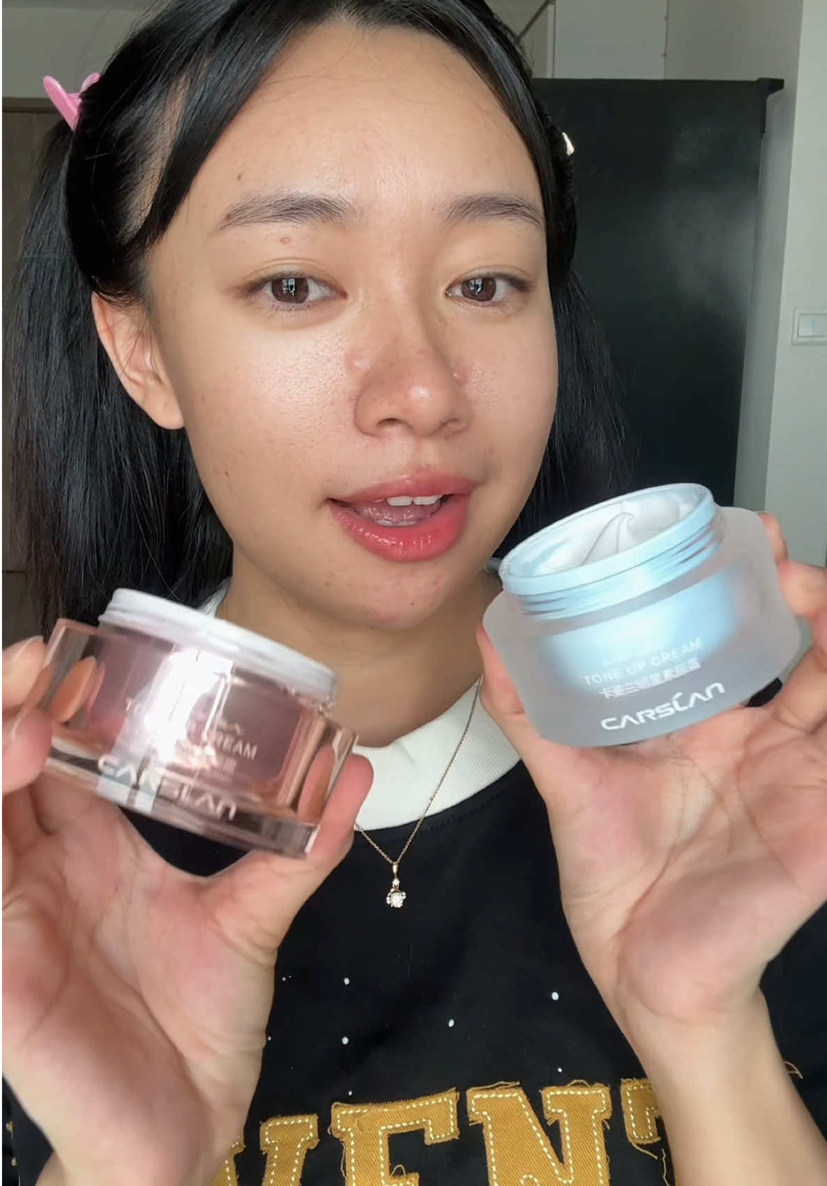 Khi bạn đi khám da nhưng vẫn k quên nhiệm vụ chính, nay review kem lười nha các nàng #vanhlamdep❤️‍🔥 #review #kemluoi #kemnangtone  #carslan 