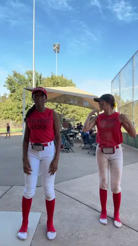 @jada 🌿 2-1!!!#jesuslovesyou #dance #softball 