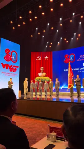 Chúc mừng VTV đón nhận Huân chương lao động hạng nhất. Rất tự hào về hành trình của phát thanh truyền hình nói chung và của VTV nói riêng! #phatthanhtruyenhinh #vtv  #vietnamtoday  #sinhnhatvtv55tuoi 